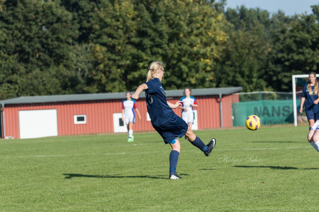 Bild 433 - B-Juniorinnen Krummesser SV - SV Henstedt Ulzburg : Ergebnis: 0:3